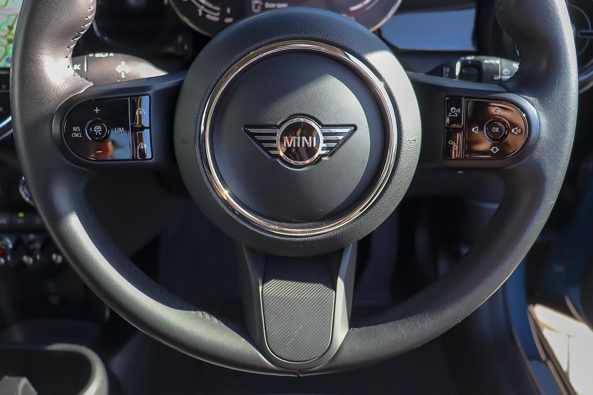 2021 MINI Hatch Cooper Classic F56 LCI