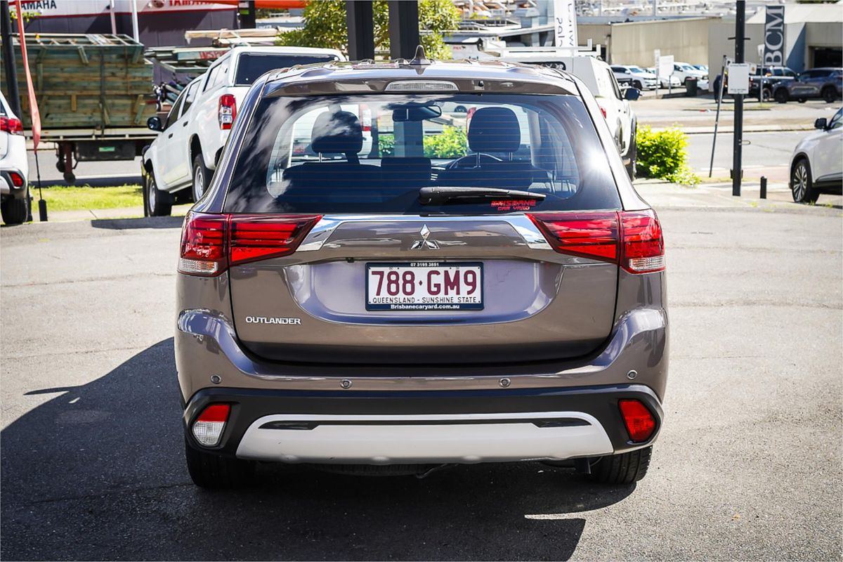 2020 Mitsubishi Outlander ES ZL