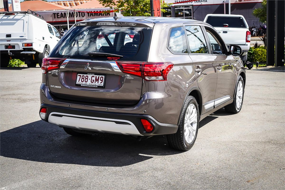 2020 Mitsubishi Outlander ES ZL