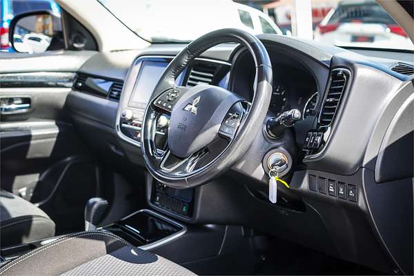2020 Mitsubishi Outlander ES ZL