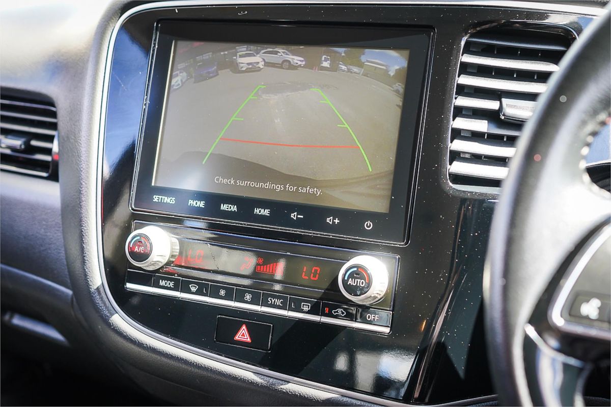 2020 Mitsubishi Outlander ES ZL