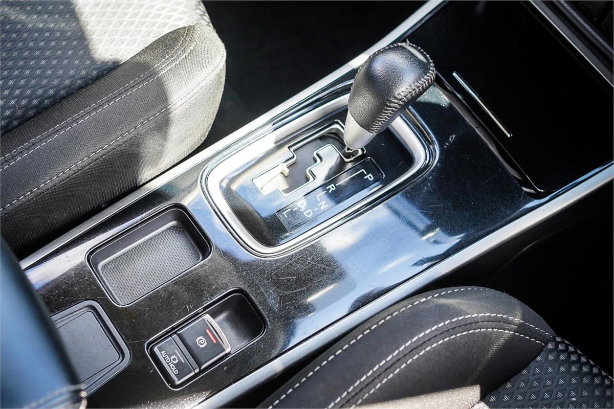 2020 Mitsubishi Outlander ES ZL
