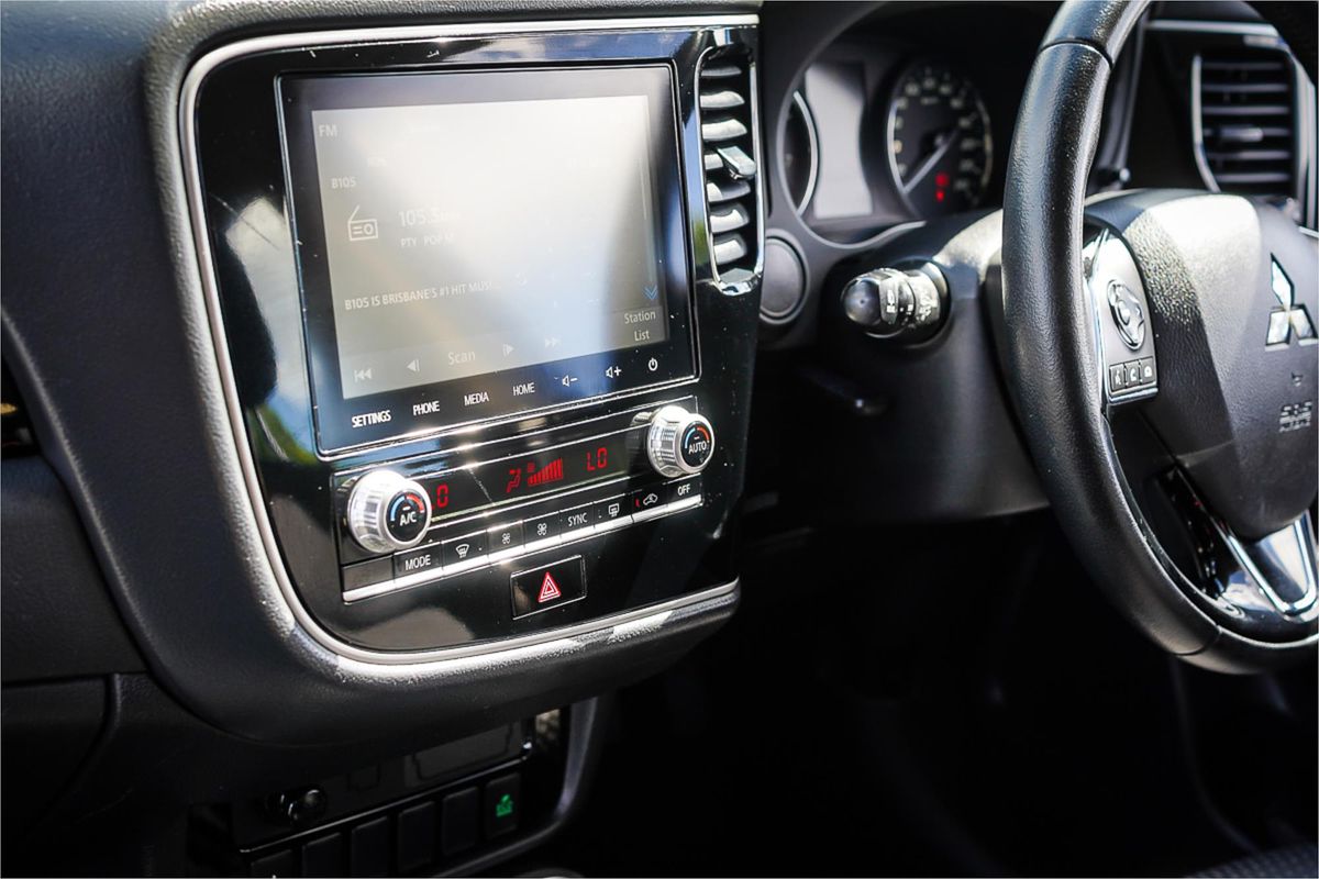 2020 Mitsubishi Outlander ES ZL