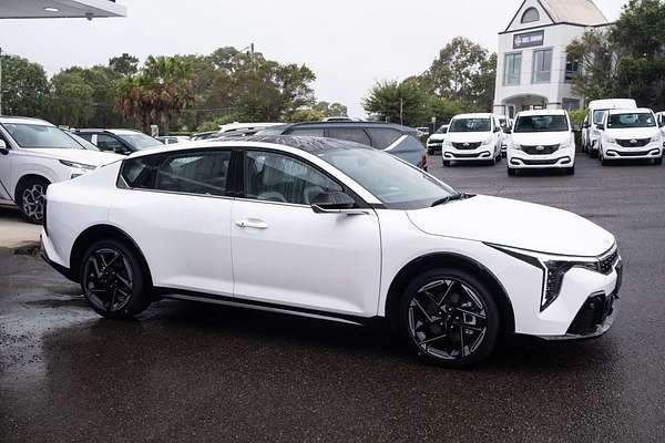 2024 Kia K4 GT-Line CL4m