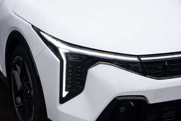 2024 Kia K4 GT-Line CL4m
