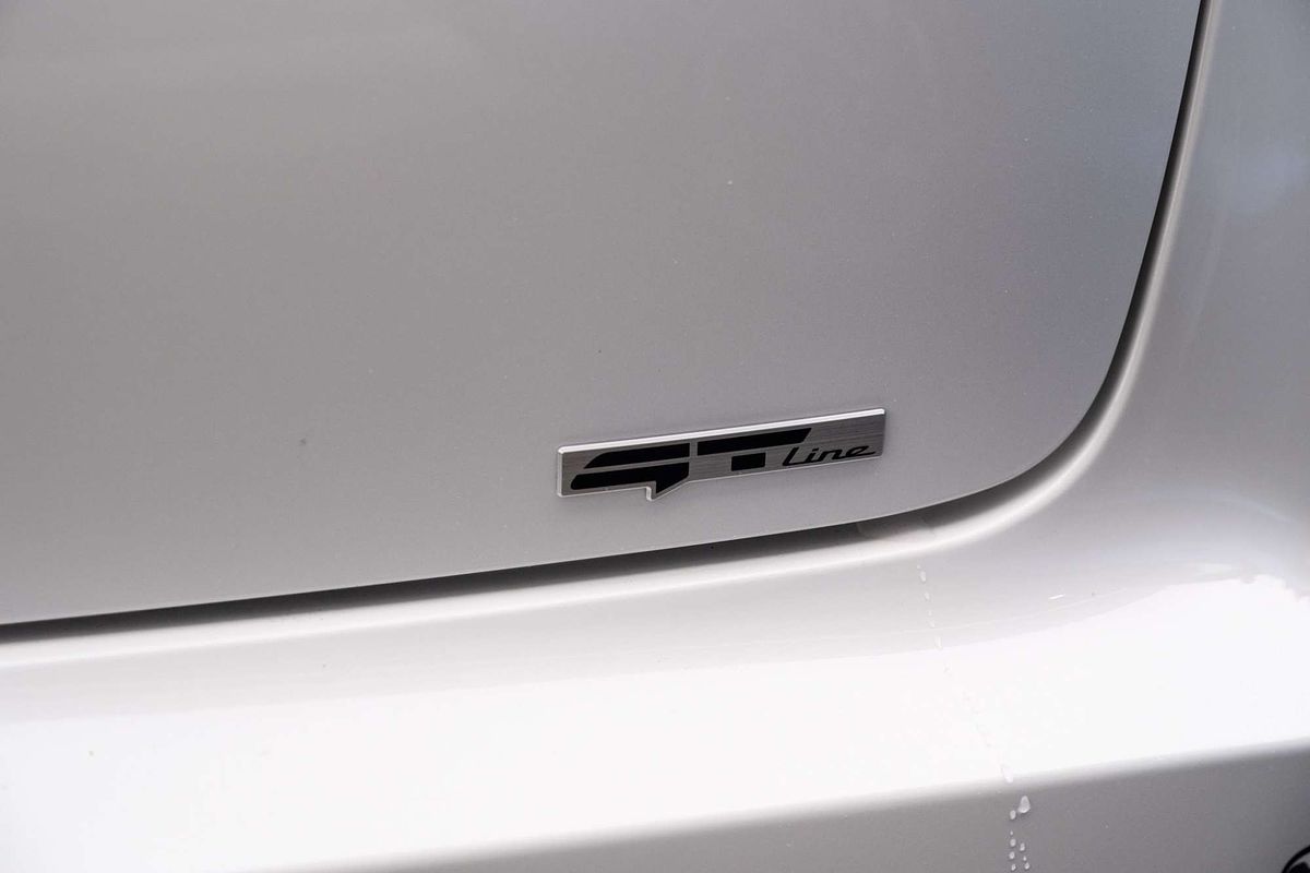 2024 Kia K4 GT-Line CL4m