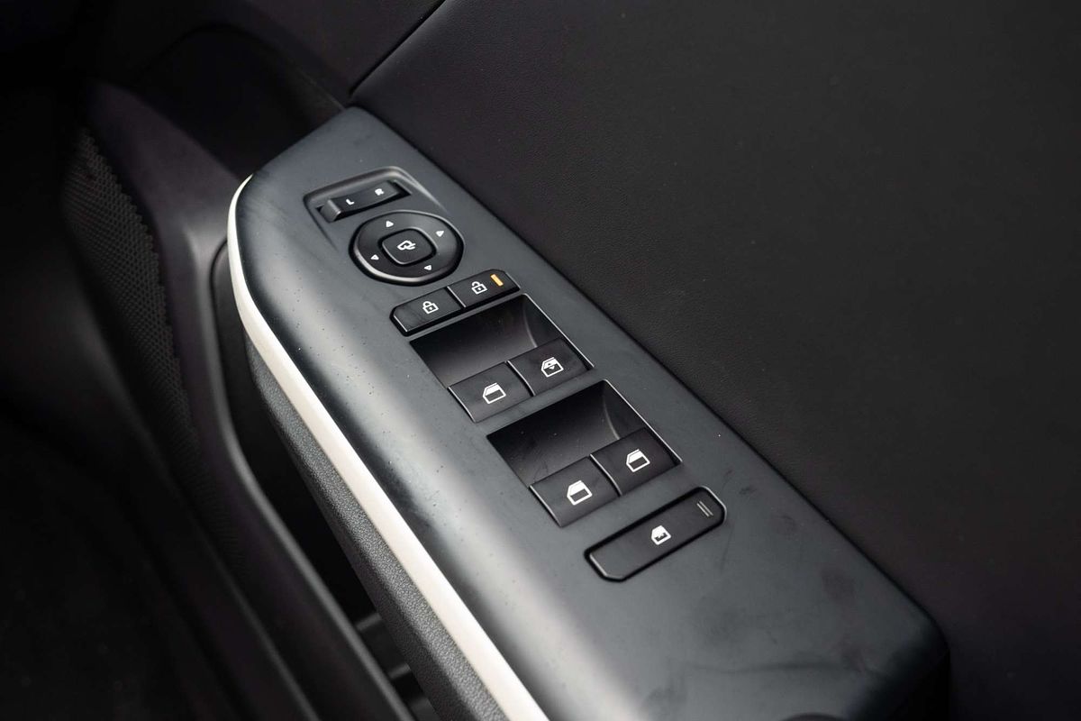 2024 Kia K4 GT-Line CL4m