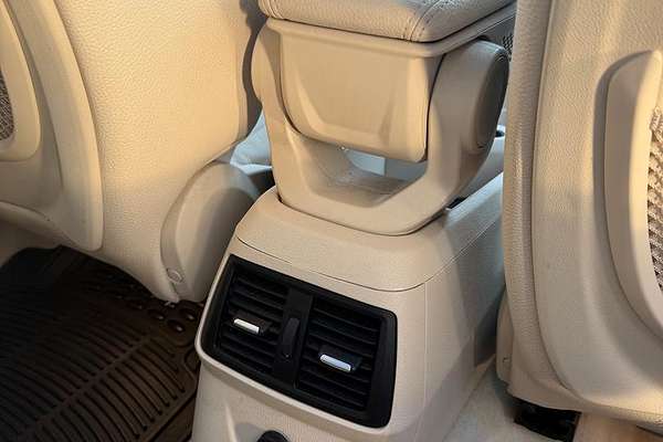 2015 BMW 2 Series 220i Luxury Line F45