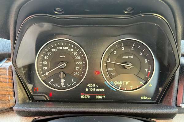 2015 BMW 2 Series 220i Luxury Line F45