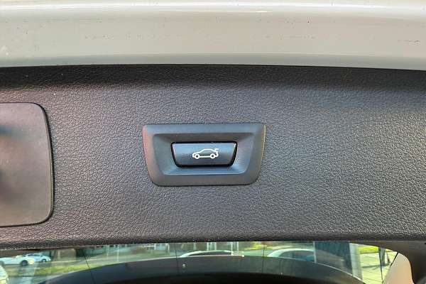 2015 BMW 2 Series 220i Luxury Line F45