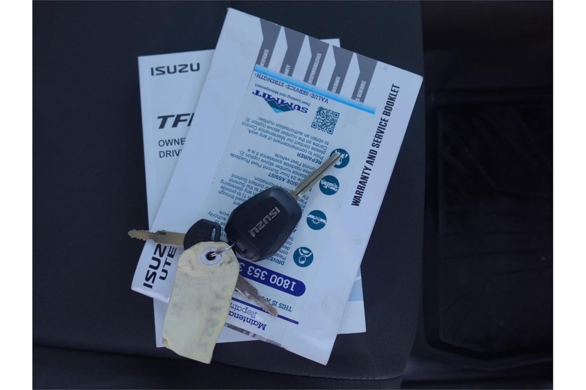 2019 Isuzu D-MAX SX High Ride Rear Wheel Drive