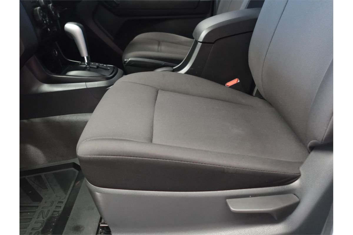 2019 Isuzu D-MAX SX High Ride Rear Wheel Drive