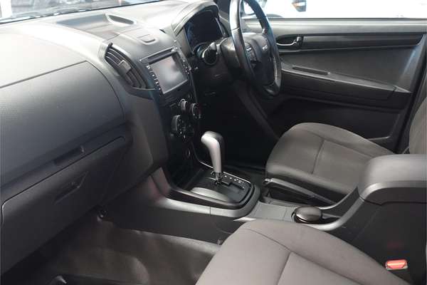 2019 Isuzu D-MAX SX High Ride Rear Wheel Drive