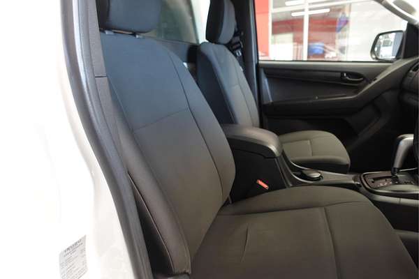 2019 Isuzu D-MAX SX High Ride Rear Wheel Drive