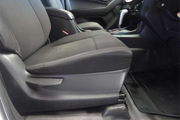 2019 Isuzu D-MAX SX High Ride Rear Wheel Drive