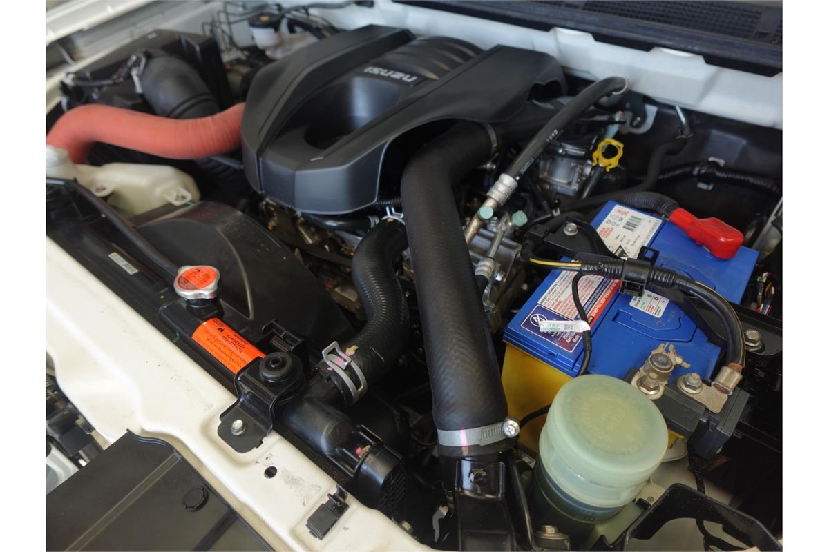 2019 Isuzu D-MAX SX High Ride Rear Wheel Drive
