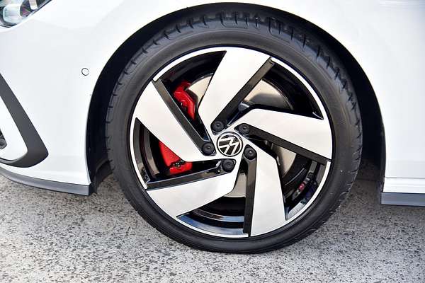 2022 Volkswagen Golf GTI 8