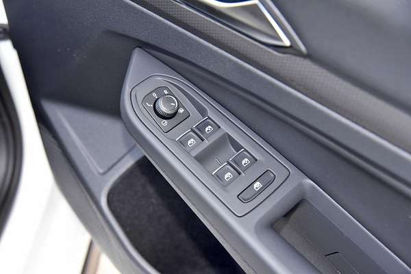 2022 Volkswagen Golf GTI 8