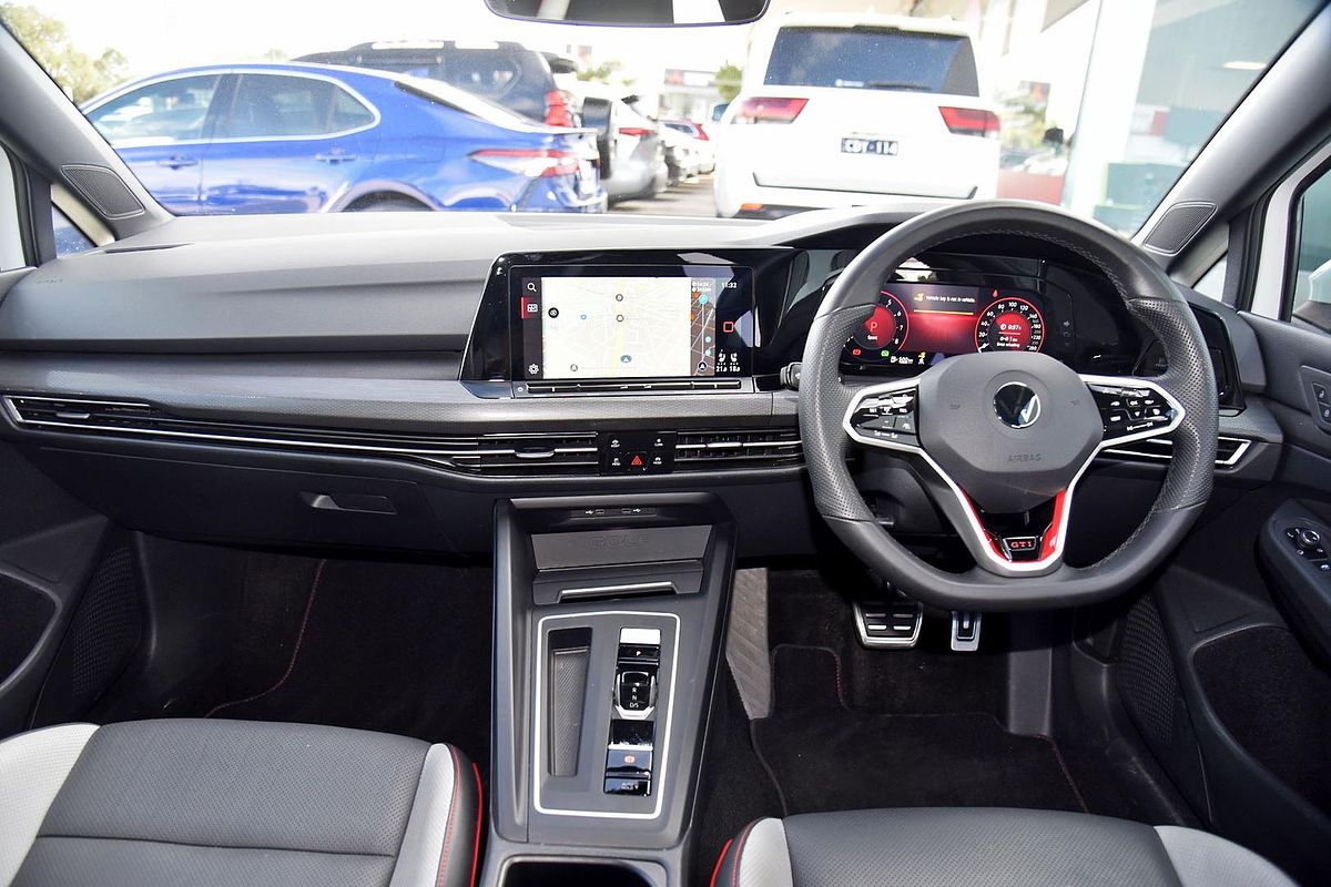 2022 Volkswagen Golf GTI 8
