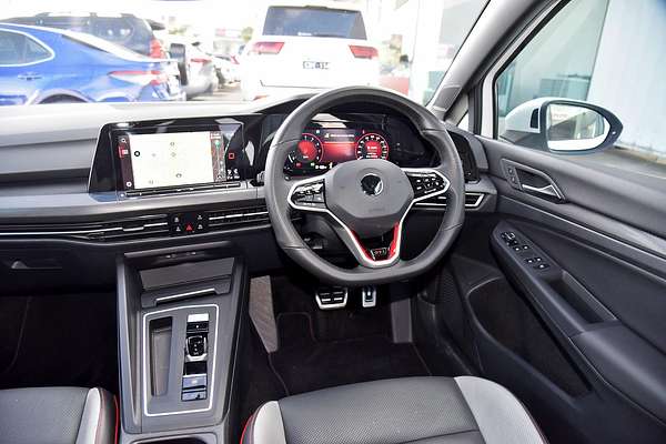2022 Volkswagen Golf GTI 8
