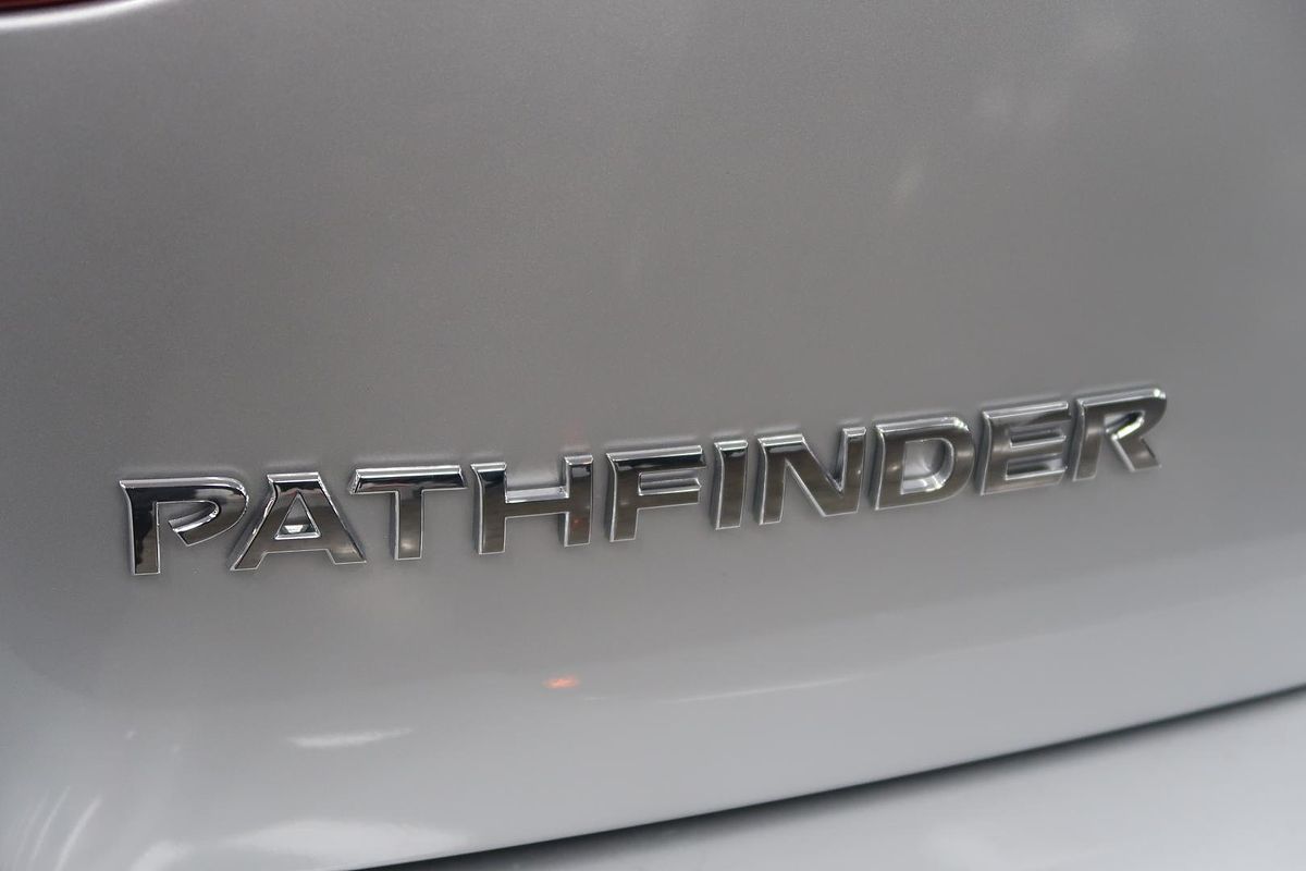 2019 Nissan Pathfinder ST R52 Series III