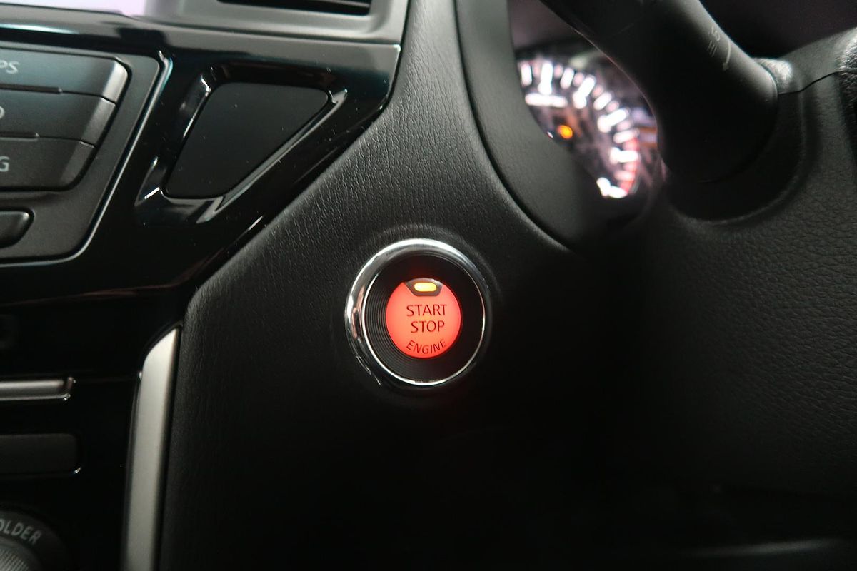 2019 Nissan Pathfinder ST R52 Series III