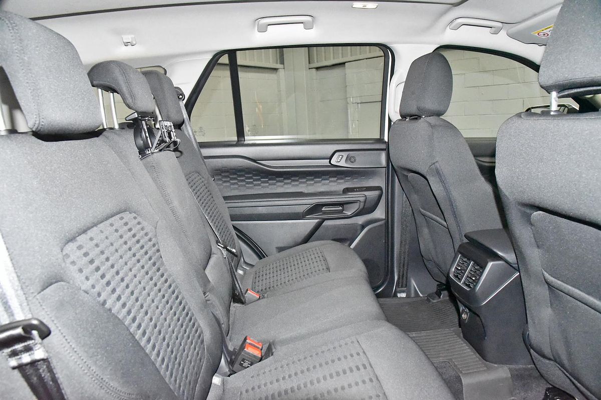 2023 Ford Everest Ambiente
