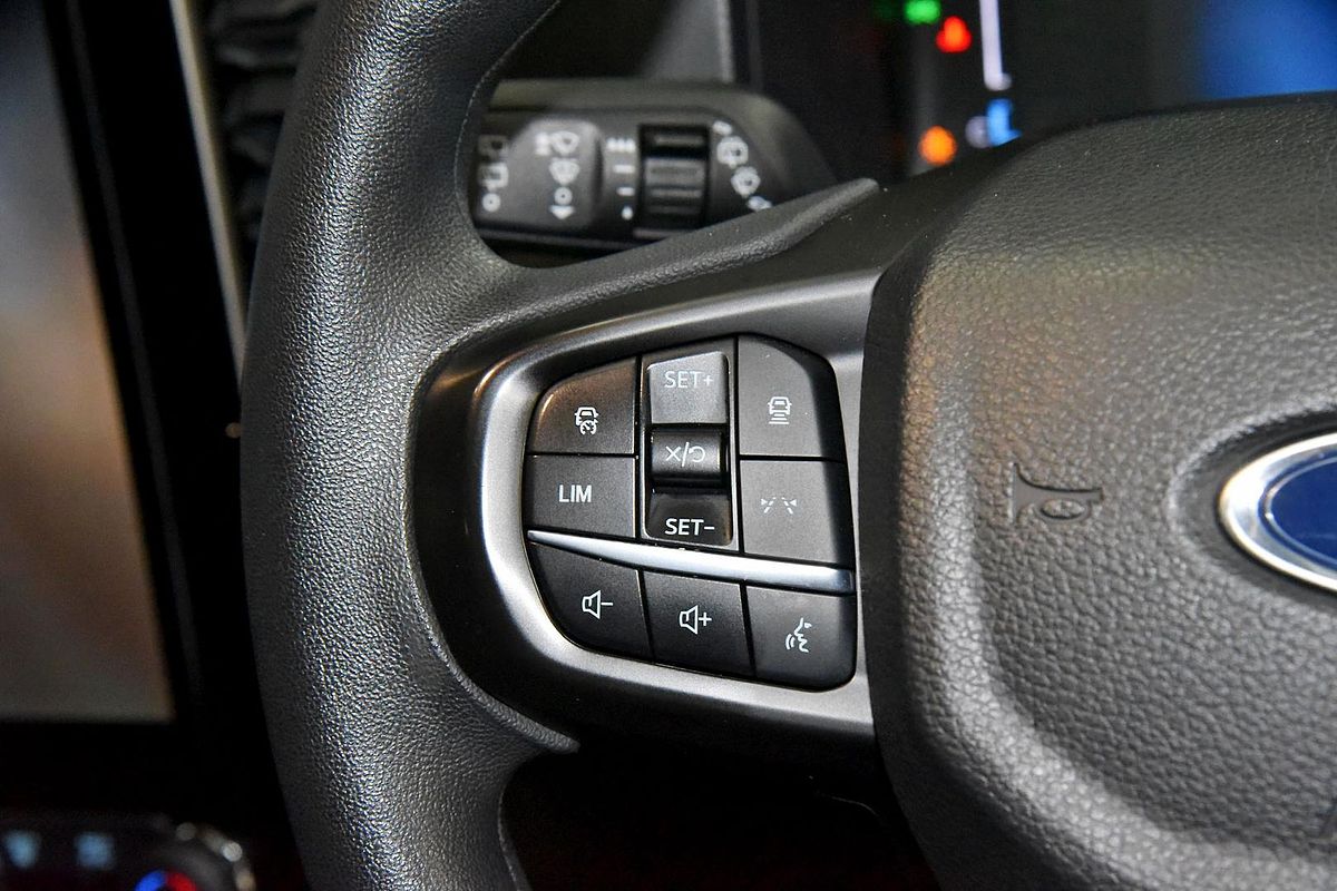 2023 Ford Everest Ambiente