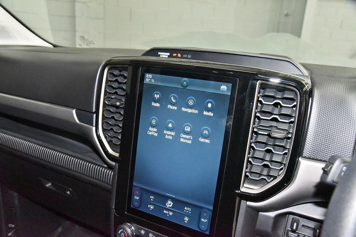 2023 Ford Everest Ambiente