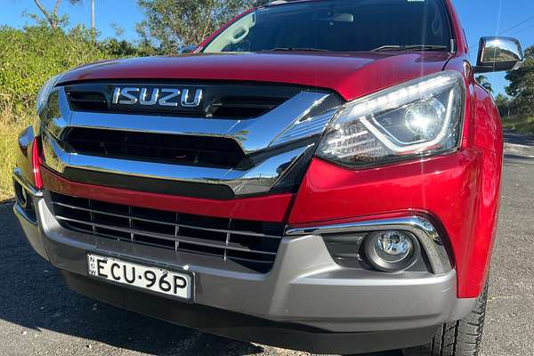 2019 Isuzu MU-X LS-T