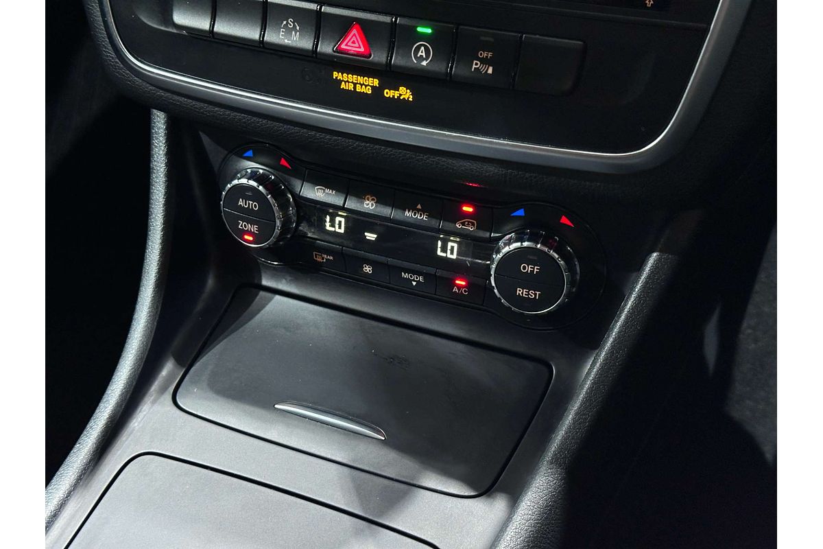 2015 Mercedes-Benz GLA-Class GLA200 CDI X156