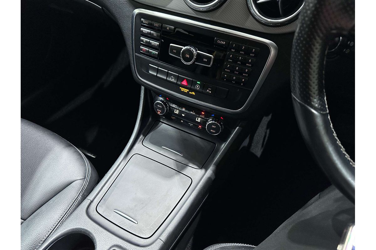 2015 Mercedes-Benz GLA-Class GLA200 CDI X156
