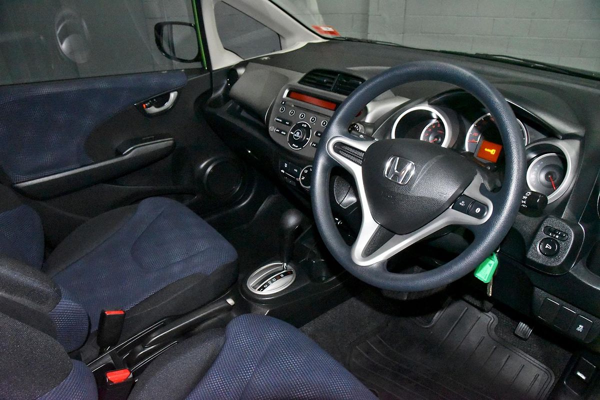 2011 Honda Jazz GLi GE