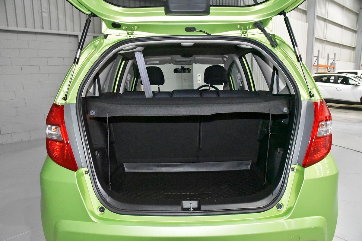 2011 Honda Jazz GLi GE