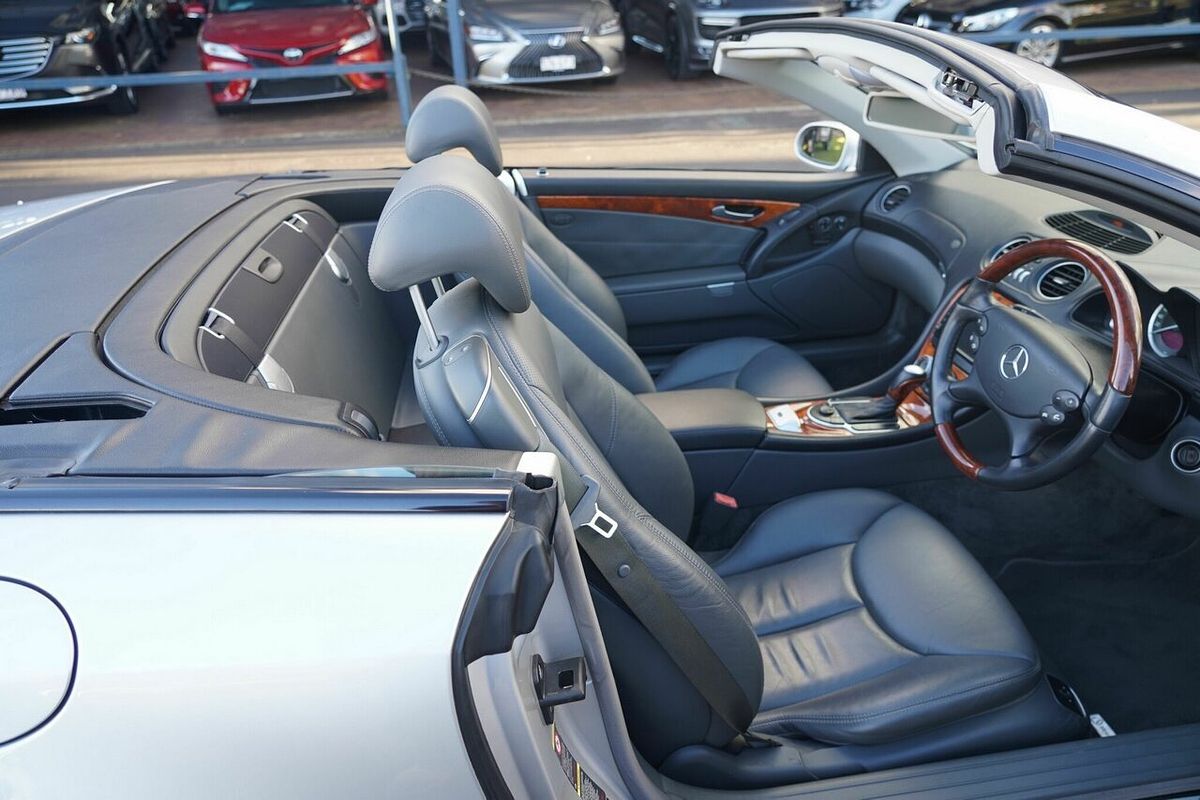 2003 Mercedes-Benz SL500 R230
