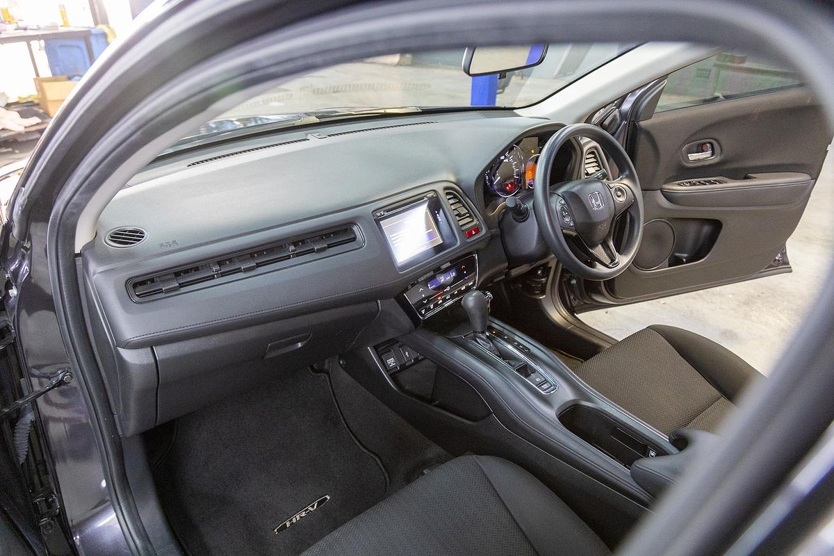 2017 Honda HR-V VTi