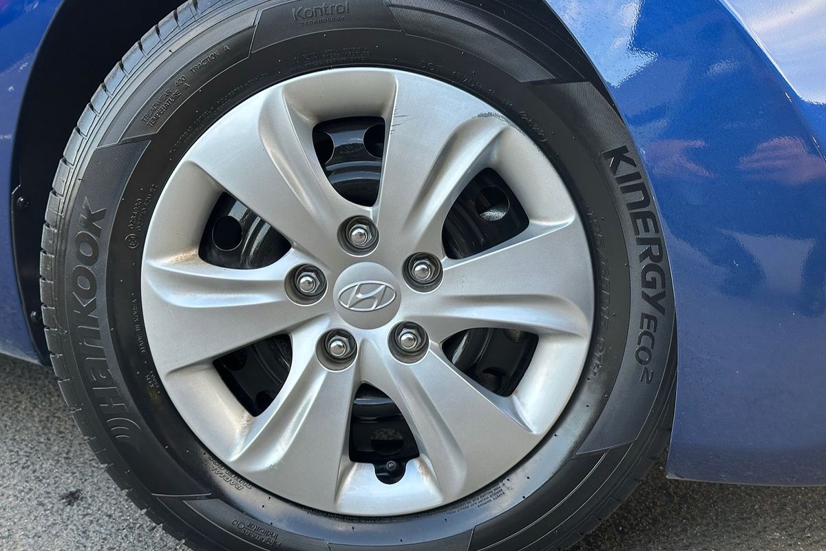 2012 Hyundai Elantra Active MD