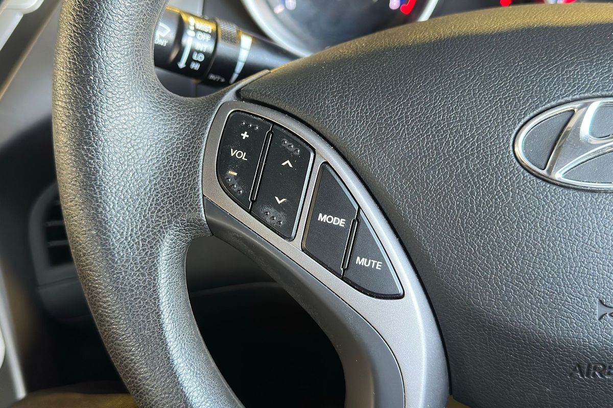2012 Hyundai Elantra Active MD