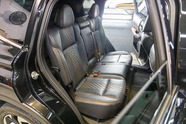 2022 Mitsubishi Outlander PHEV Exceed Tourer ZM