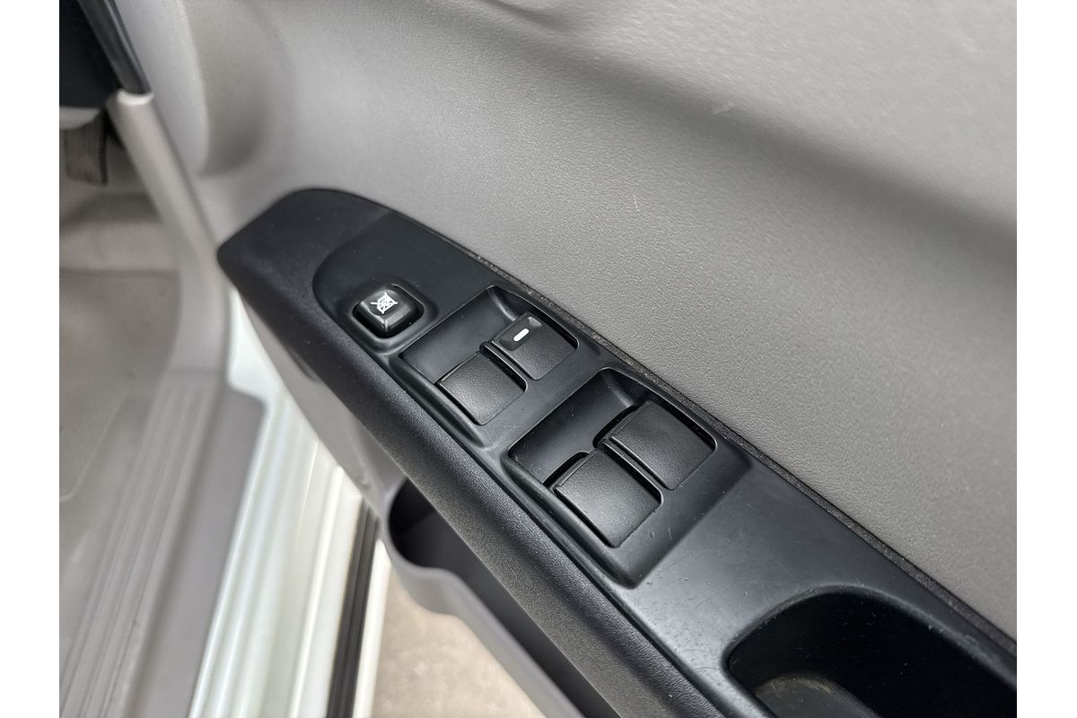 2014 Mitsubishi Triton GLX MN 4X4