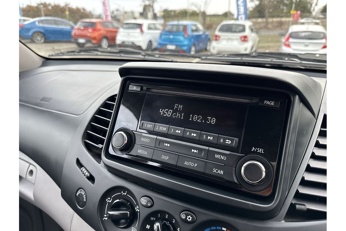 2014 Mitsubishi Triton GLX MN 4X4