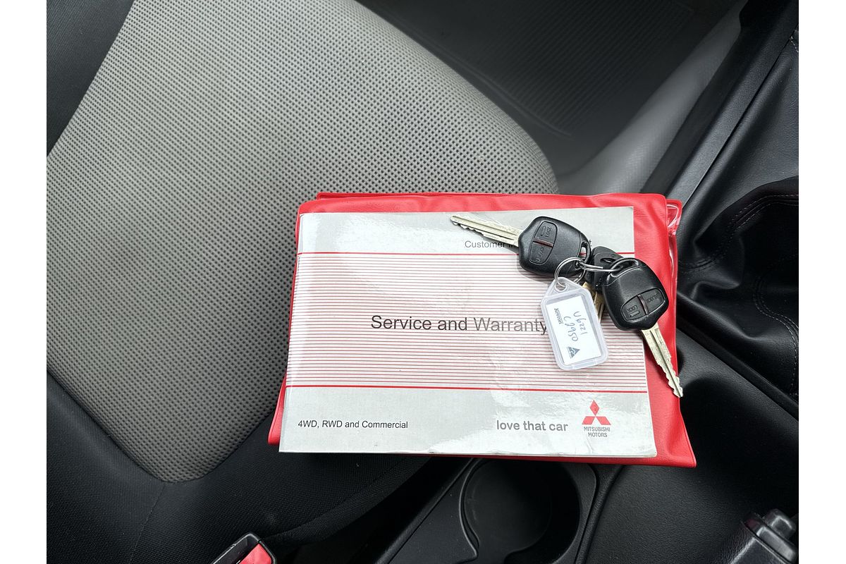 2014 Mitsubishi Triton GLX MN 4X4