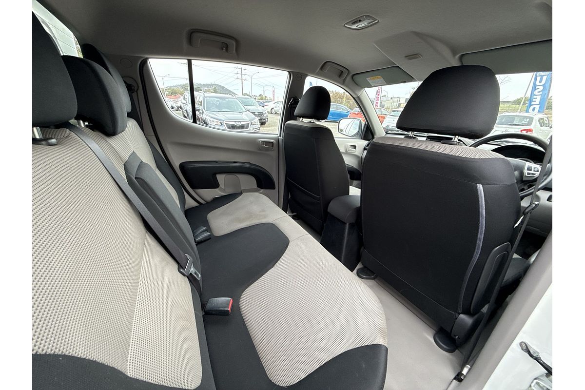 2014 Mitsubishi Triton GLX MN 4X4