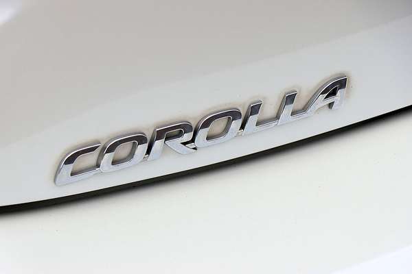 2018 Toyota Corolla Ascent Sport MZEA12R