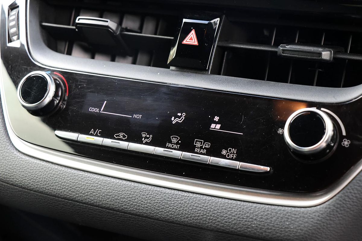 2018 Toyota Corolla Ascent Sport MZEA12R