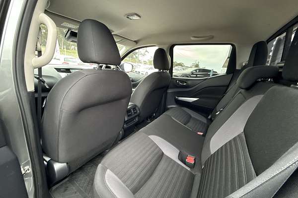 2020 Nissan Navara ST D23 4X4