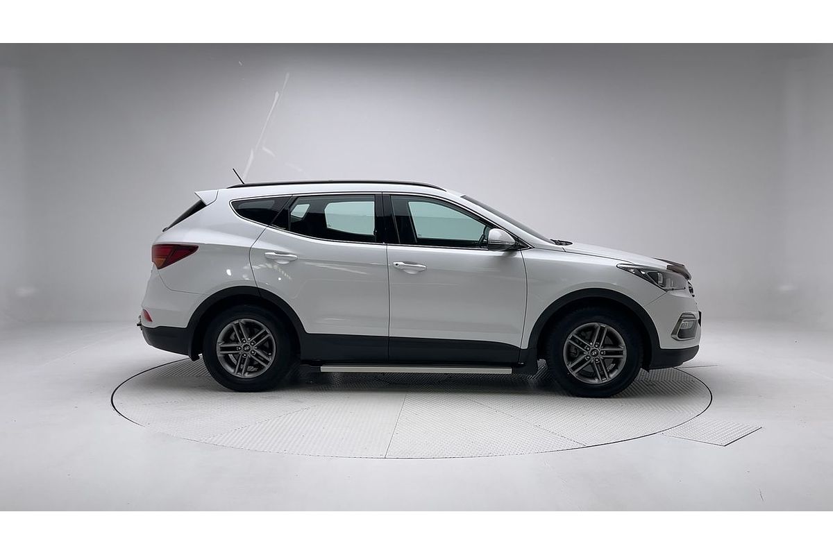 2017 Hyundai Santa Fe Active DM5 Series II