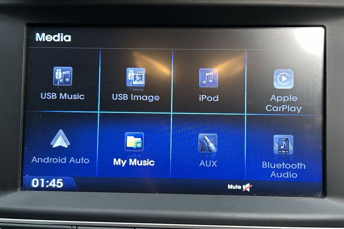 2017 Hyundai Santa Fe Active DM5 Series II