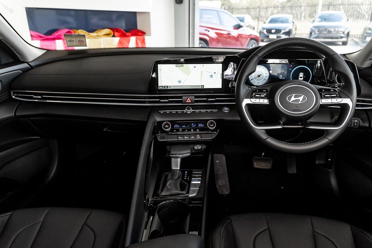 2025 Hyundai i30 Elite CN7.V2