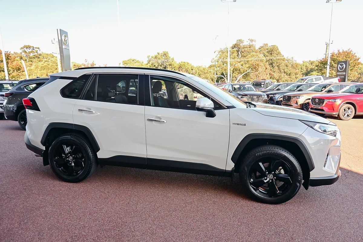 2020 Toyota RAV4 Cruiser AXAH52R